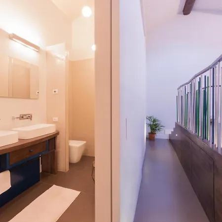 Big With Private Courtyard Apartmán